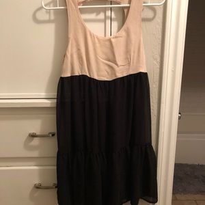 Boho dress size small. Black and Tan, pretty!